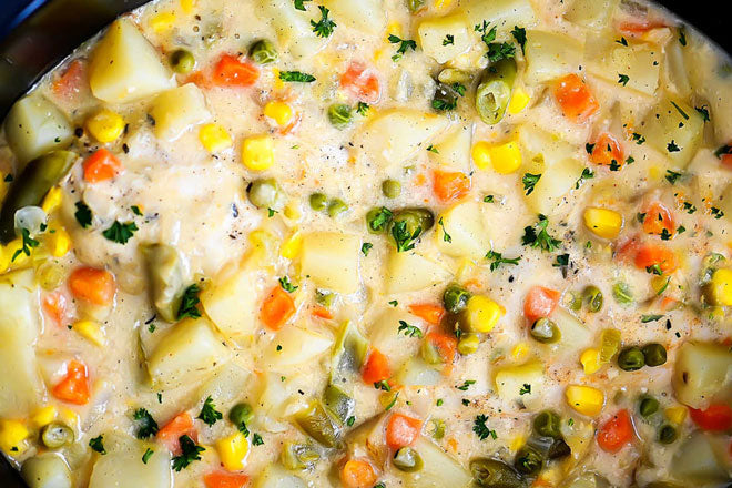 CHICKEN POT PIE STEW